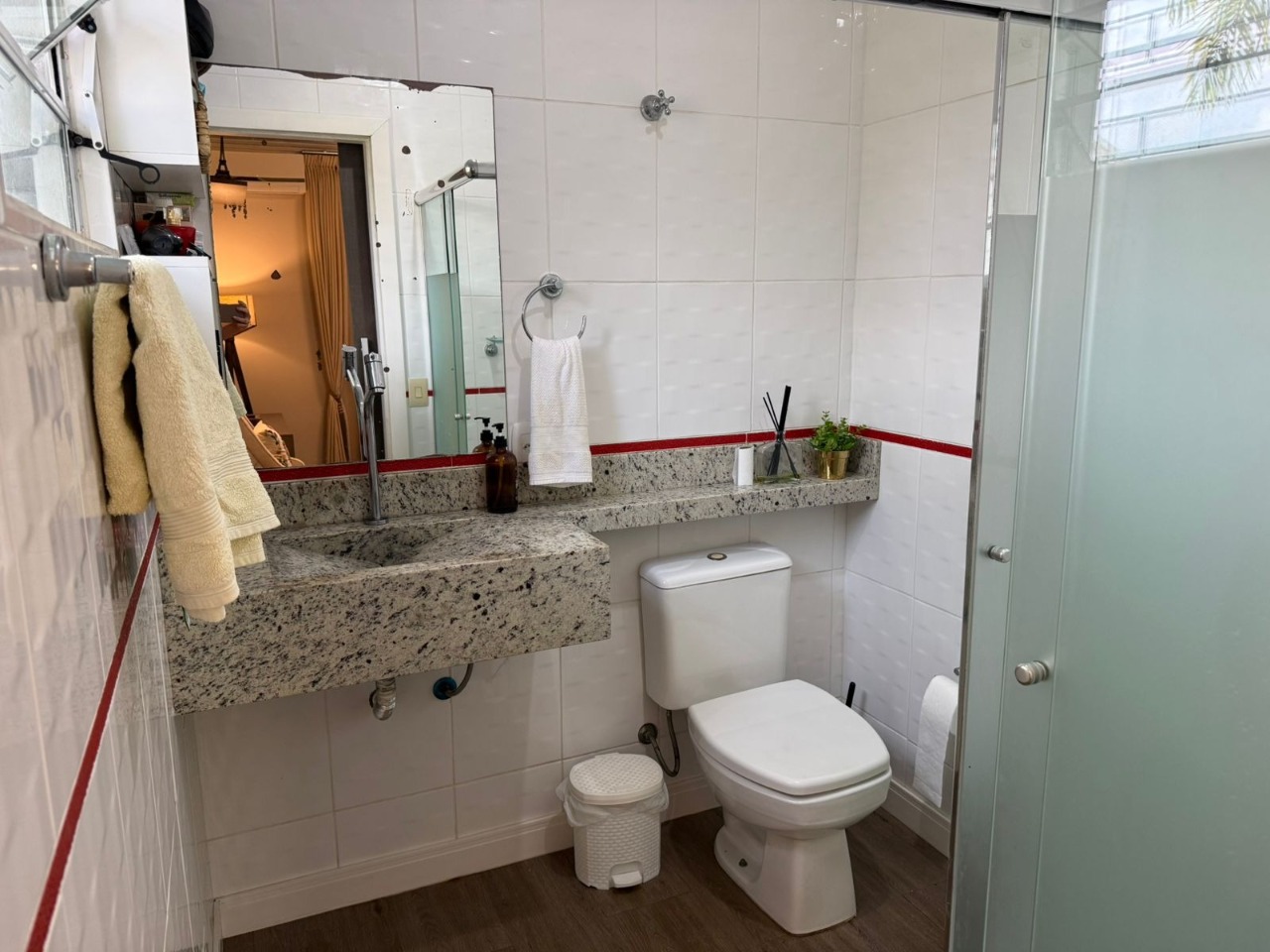 Casa Com Piscina - Imagem 17