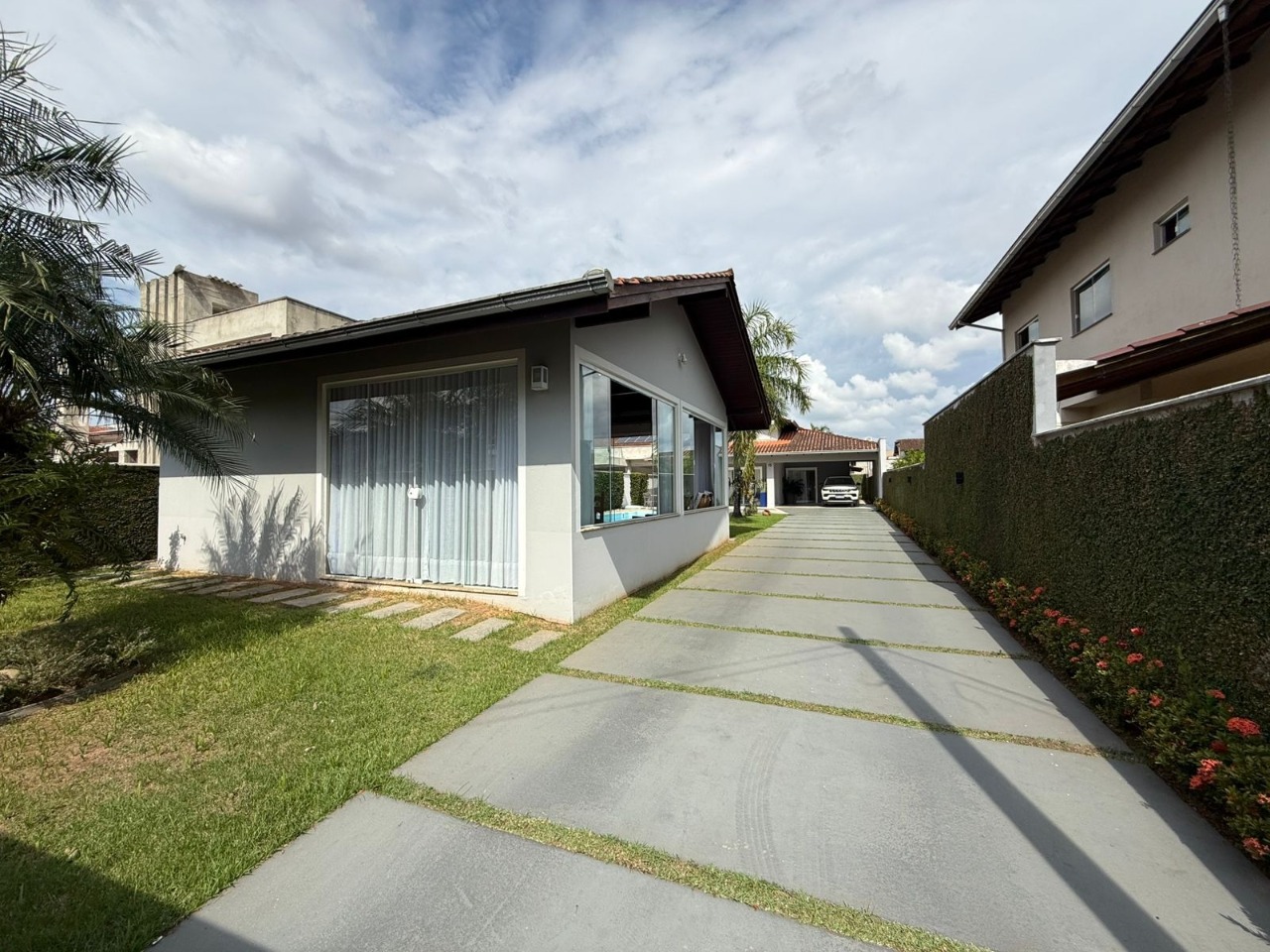 Casa Com Piscina - Imagem 32
