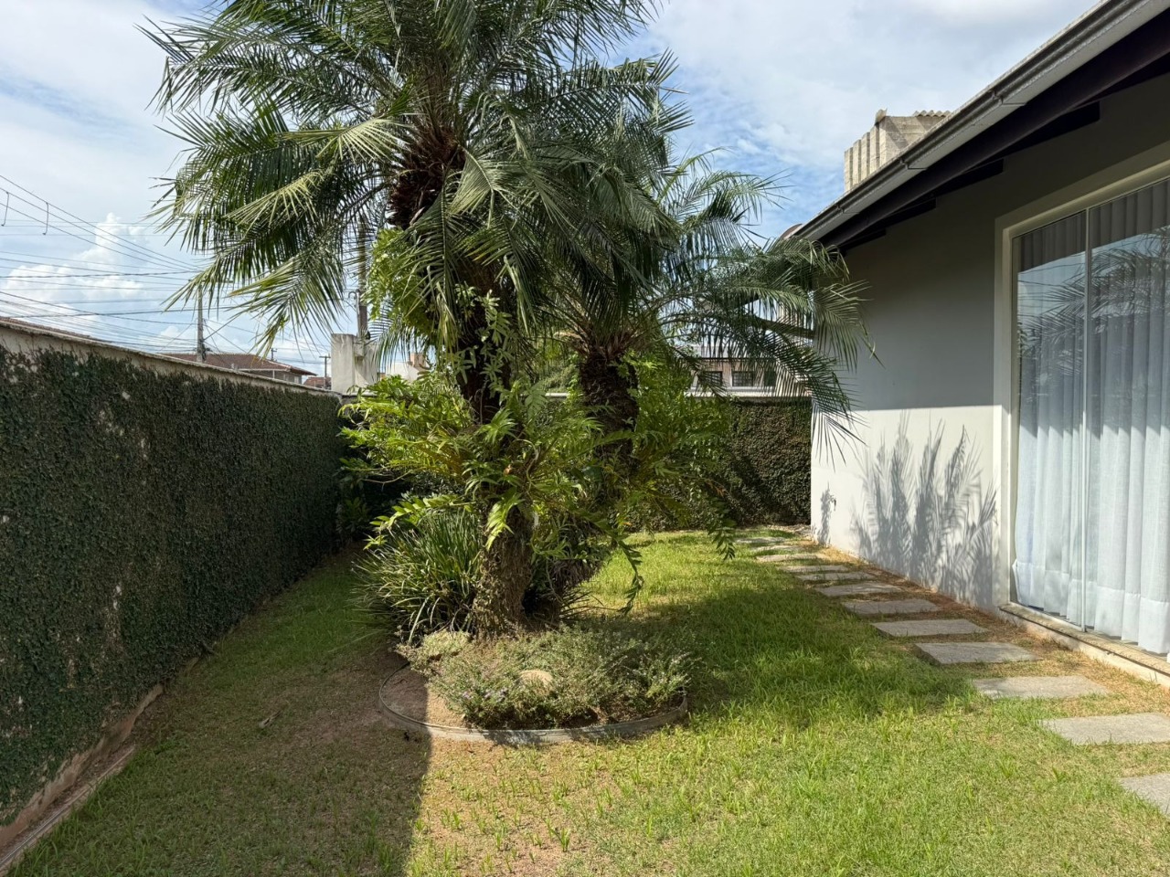 Casa Com Piscina - Imagem 34